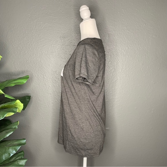 North Face Tee - Picture 4 of 9